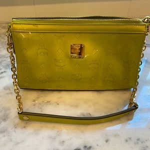 MCM Clutch